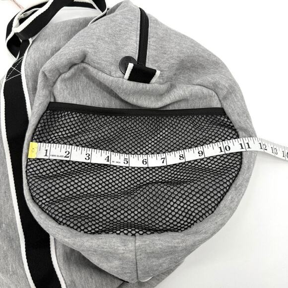 NWT VICTORIA'S SECRET GREY SOFT SPORT FLEECE MEDIUM DUFFLE BAG BLACK MESH SIDES - Picture 12 of 13